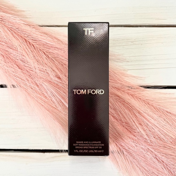HP🎉 NIB Tom Ford Shade and Illuminate Foundation - Picture 1 of 16